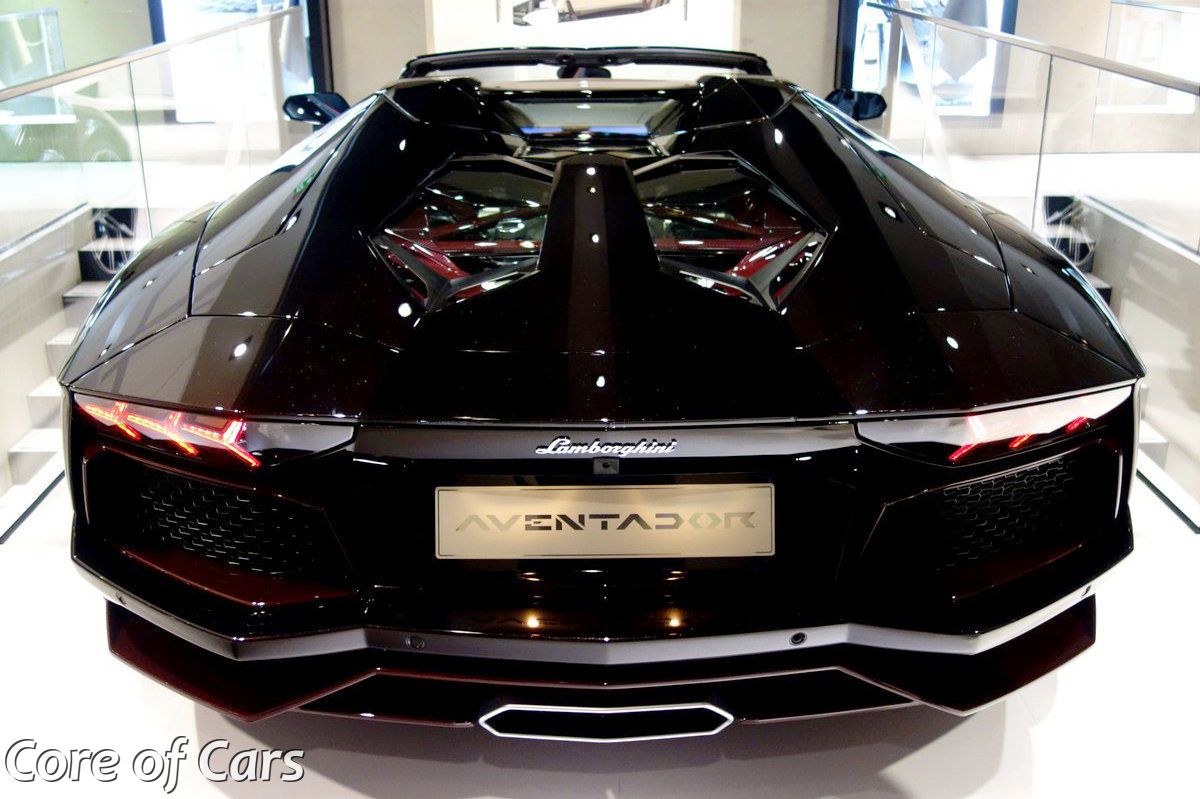 Did Lamborghini Hide Their Best-Looking Car in Their Geneva VIP Lounge?